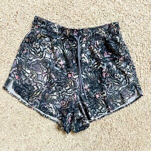 Women’s Athleta Shorts (size XS)